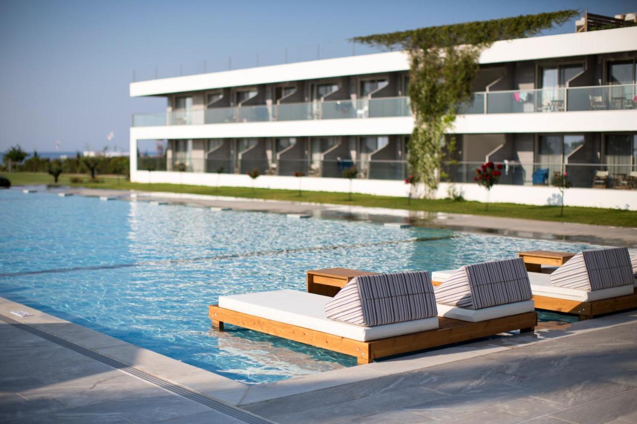 Buca Beachclub Resort (Adults Only) เมสสินี ภายนอก รูปภาพ